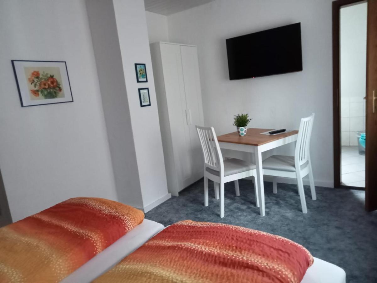 Gaestezimmer Goering Gamstadt Extérieur photo